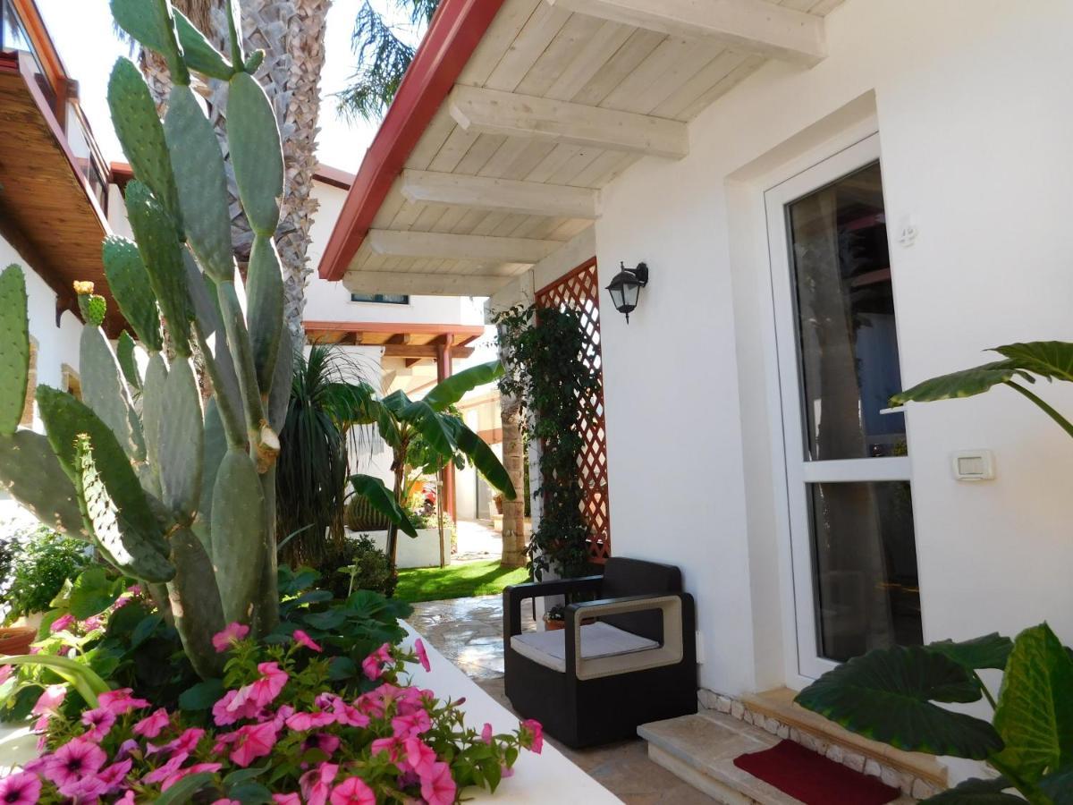 Villa Raggio Di Sole Parcheggio Privato Porto Cesareo Ngoại thất bức ảnh