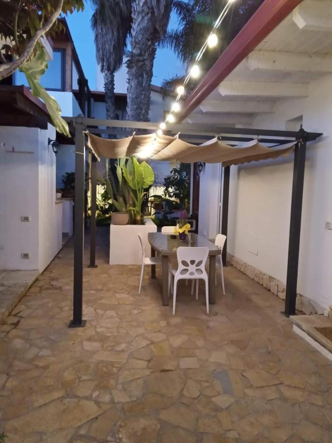 Villa Raggio Di Sole Parcheggio Privato Porto Cesareo Ngoại thất bức ảnh
