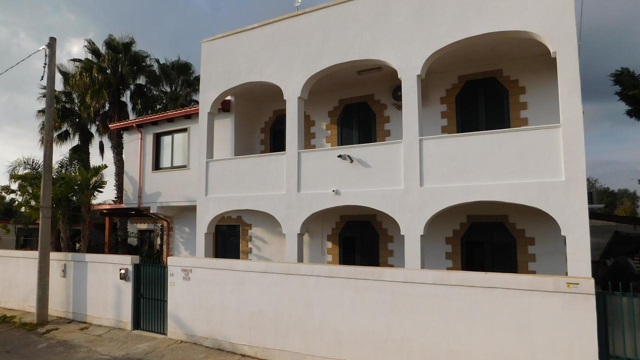 Villa Raggio Di Sole Parcheggio Privato Porto Cesareo Ngoại thất bức ảnh