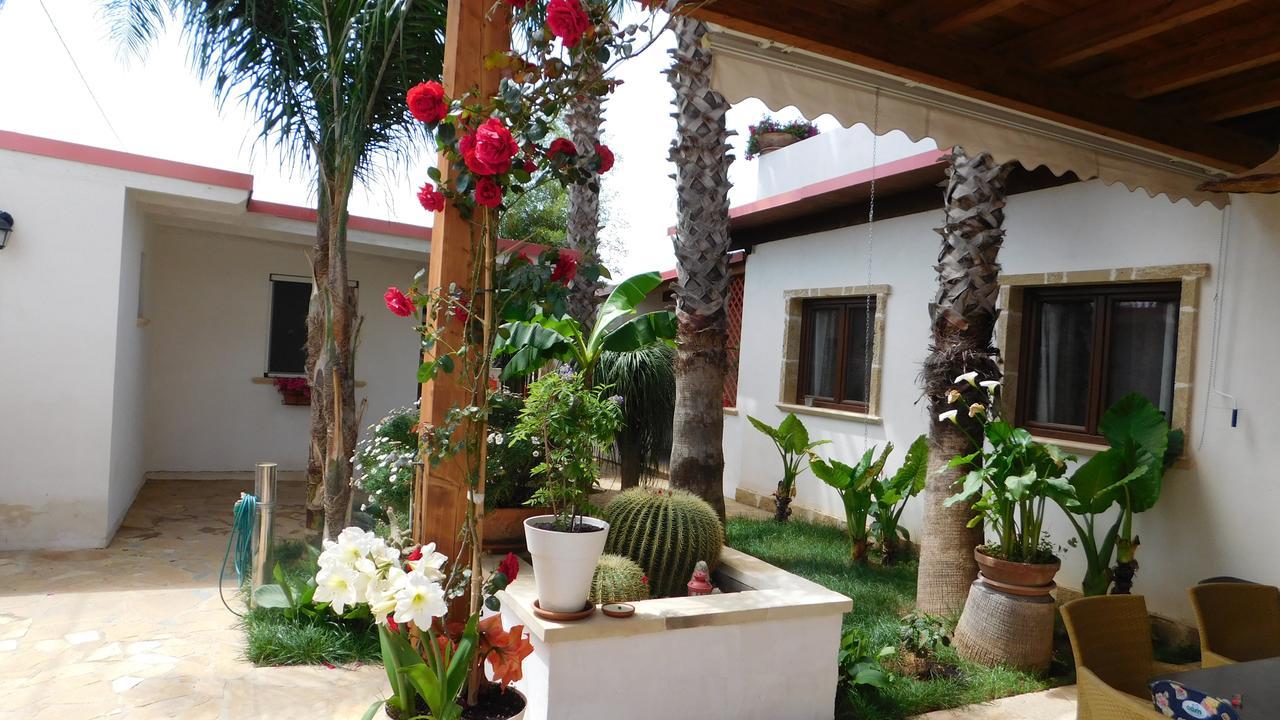 Villa Raggio Di Sole Parcheggio Privato Porto Cesareo Ngoại thất bức ảnh